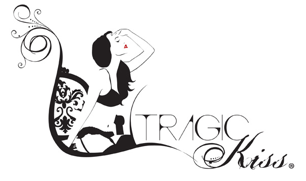 Tragic Kiss：为你的故事造一件内衣吧！