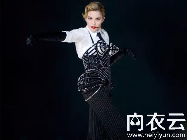 内衣设计师出书大谈胸罩和吊袜带的那些事儿