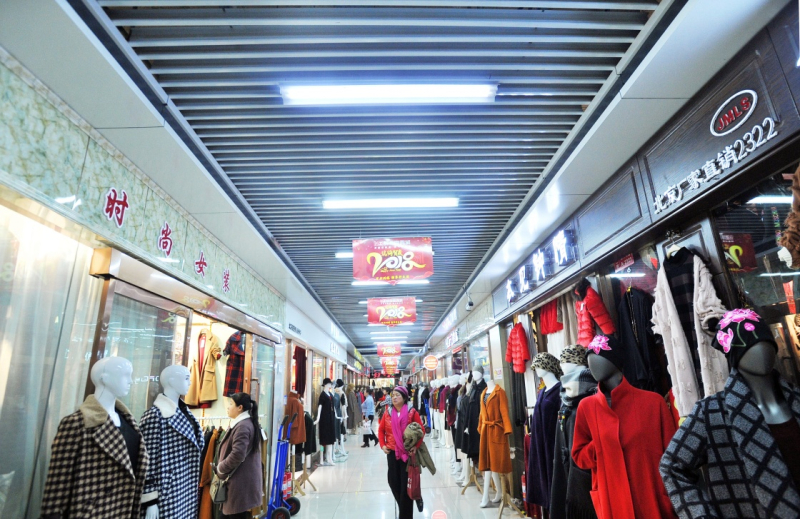 北京内衣批发市场_北京大红门服装批发市场：重新打造全新服装产业链