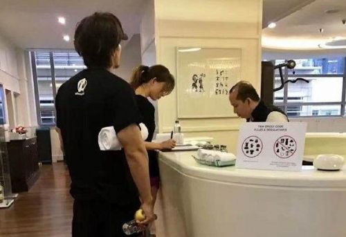 原味内衣网_林志玲卖原味内衣行善元旦停工给言承旭庆生？