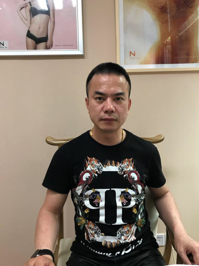 外贸内衣_2018＂寻找中国最好闺蜜＂活动走进广东外语外贸大学