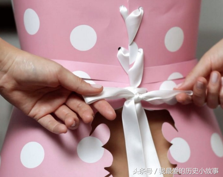 撕开她的内衣_舞小姐醒来见内衣被扯阴部有撕裂伤控男子性侵