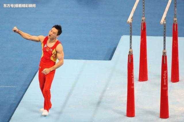 12岁女生穿什么内衣_奥运冠军对12岁少女一见钟情,结婚时娇妻穿3000万婚纱