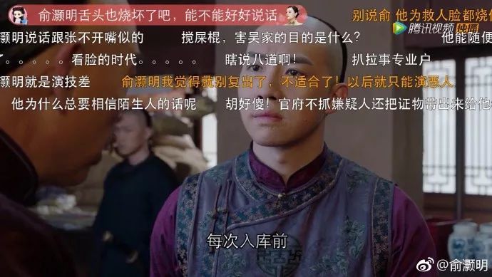 14岁女生穿什么内衣_14岁男生偷学化妆,父母发现后表示支持,穿上裙子比女生还漂亮