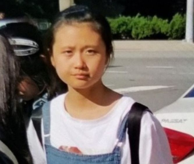 12岁女孩的内衣图片_疑在美国遭绑架12岁中国女孩找到系被其父母接走