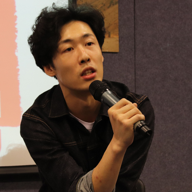 恋爱的犀牛内衣_孟京辉《恋爱的犀牛》演绎一个城市的精神浪漫