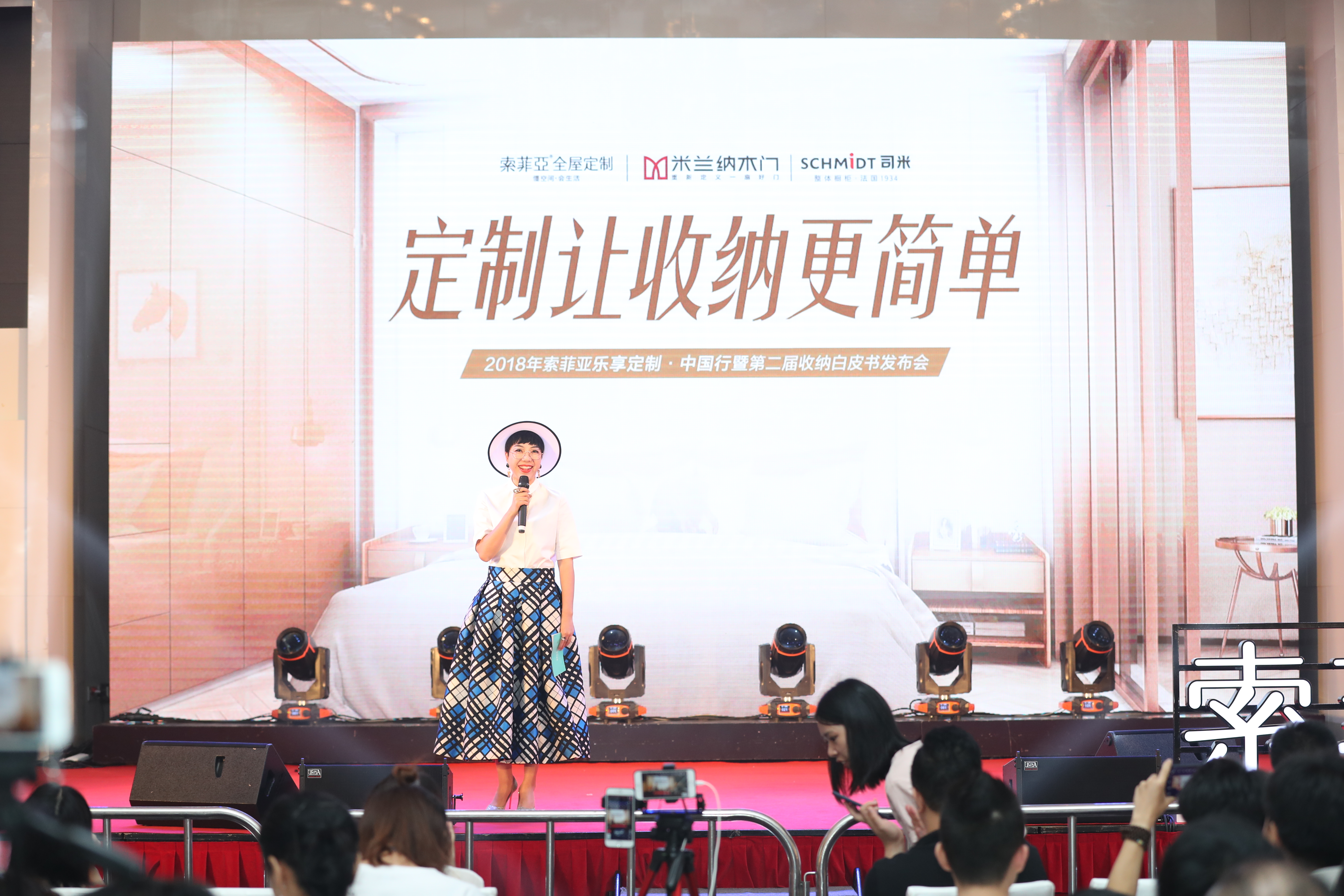 如何收纳内衣_教你用2至4平米空间收纳全家衣服